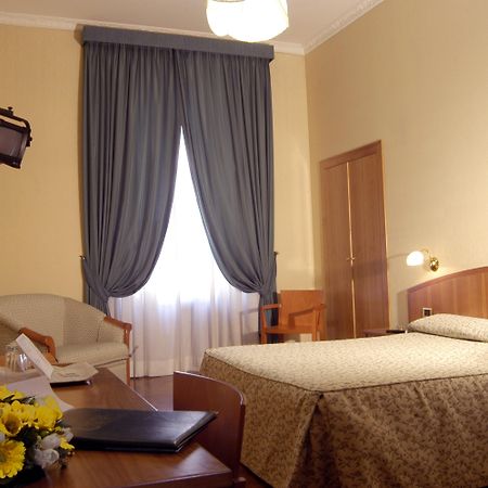 Hotel Corot Roma Habitación foto
